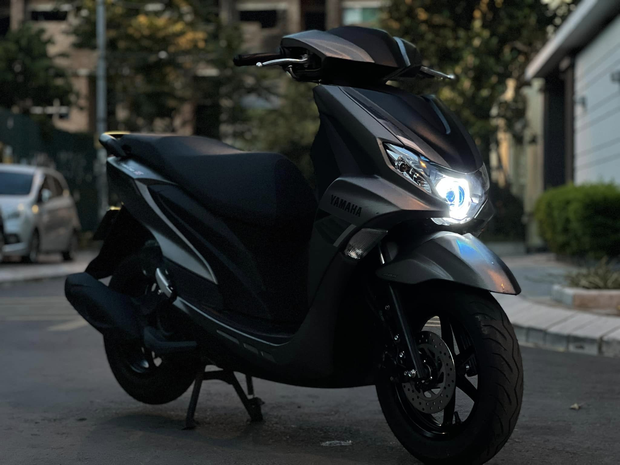 Chi tiết xe Yamaha Freego 2023, cập nhật giá xe Freego mới nhất
