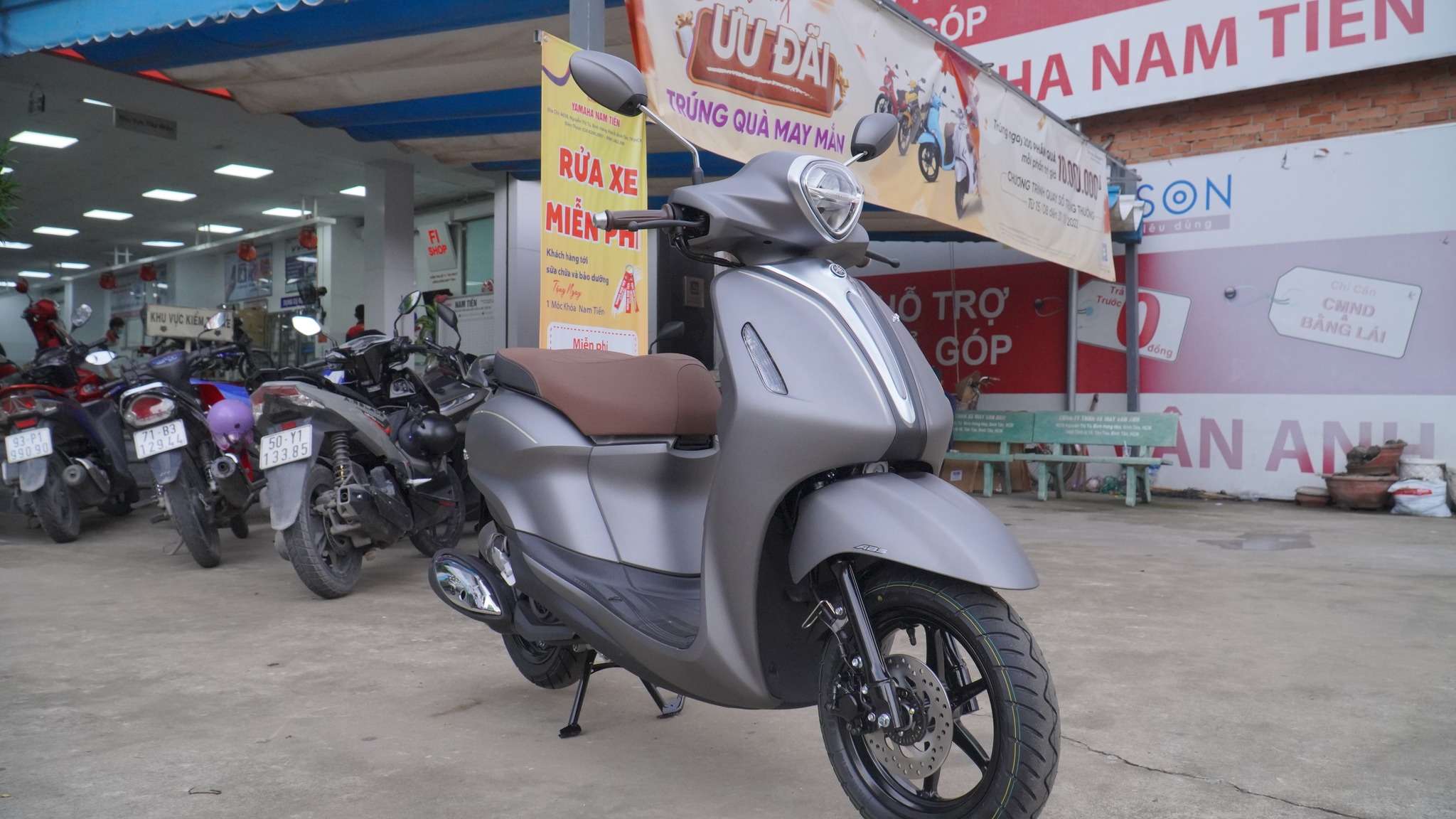 Cửa hàng xe máy giá rẻ